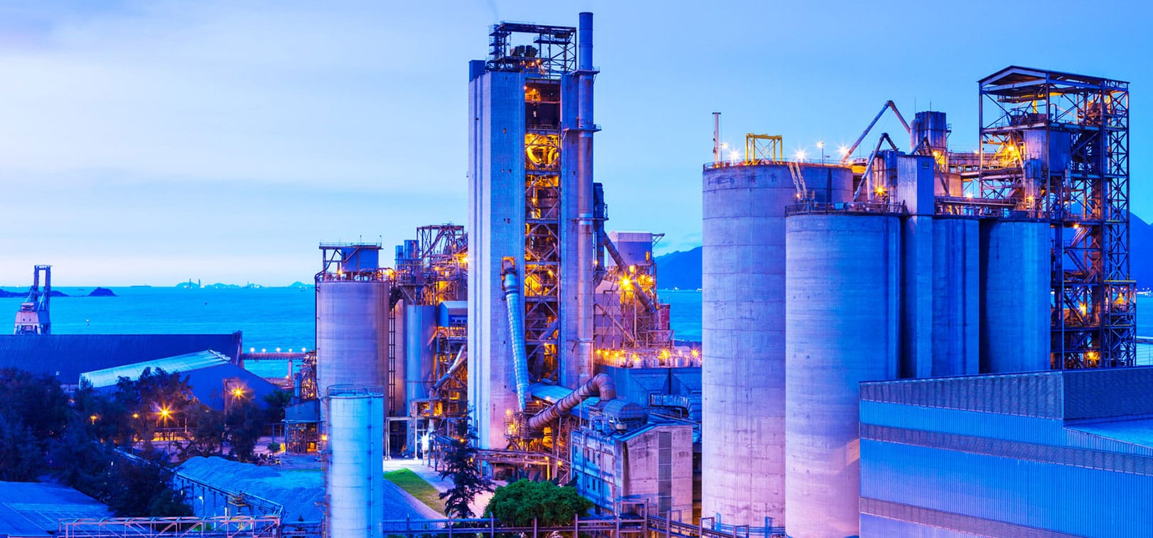 qodef-fullwidth-slider